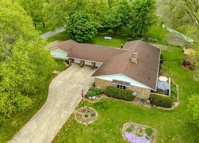 Property at 8250 Timber Ln, Lafayette, IN 47905, 5 beds, 3 baths