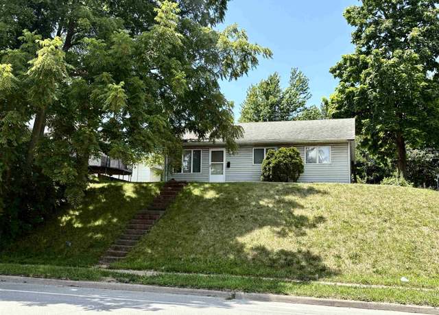 Property at 1102 S 4th St, Lafayette, IN 47905, 3 beds, 1 bath