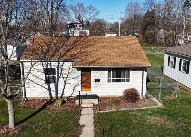 Property at 1116 E Walnut St, Kokomo, IN 46901, 3 beds, 1 bath
