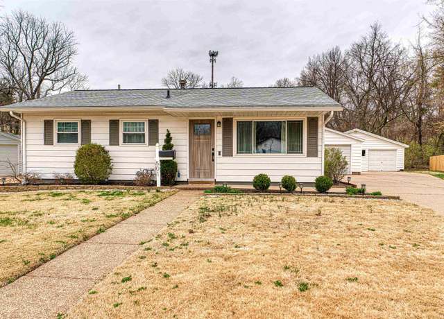 Property at 501 Thornberry Dr, Evansville, IN 47710, 3 beds, 2 baths