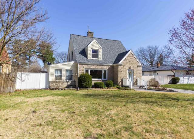 Property at 3315 E Jefferson Blvd, South Bend, IN 46615, 4 beds, 3 baths