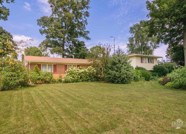 Property at 2308 W Purdue Ave, Muncie, IN 47304, 4 beds, 3 baths