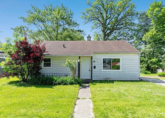 Property at 1110 E Pettit Ave, Fort Wayne, IN 46806, 3 beds, 1 bath