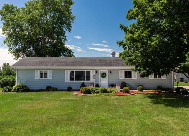 Property at 3628 SE St Rd 116, Bluffton, IN 46714, 3 beds, 2 baths