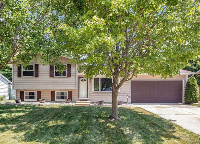 Property at 1556 Conant Ct, Mishawaka, IN 46544, 3 beds, 1.5 baths