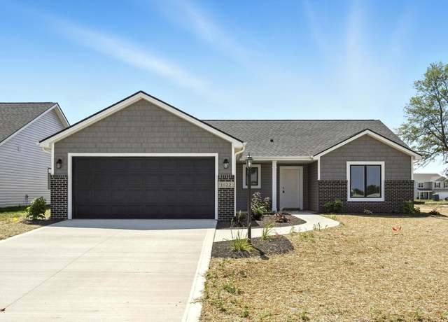 Property at 11122 Oaklynn Reserve Blvd, Fort Wayne, IN 46835, 3 beds, 2 baths