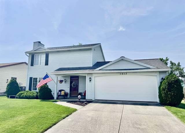 Property at 1217 Normandale Dr, Fort Wayne, IN 46808, 3 beds, 1.5 baths