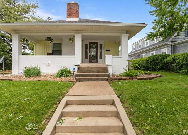Property at 1010 W Sycamore St, Kokomo, IN 46901, 3 beds, 1.5 baths