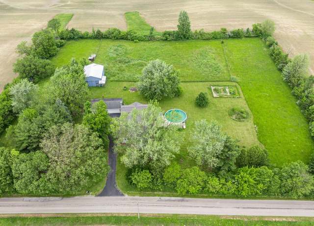 Property at 2890 W 400 N, Columbia City, IN 46725, 4 beds, 3 baths