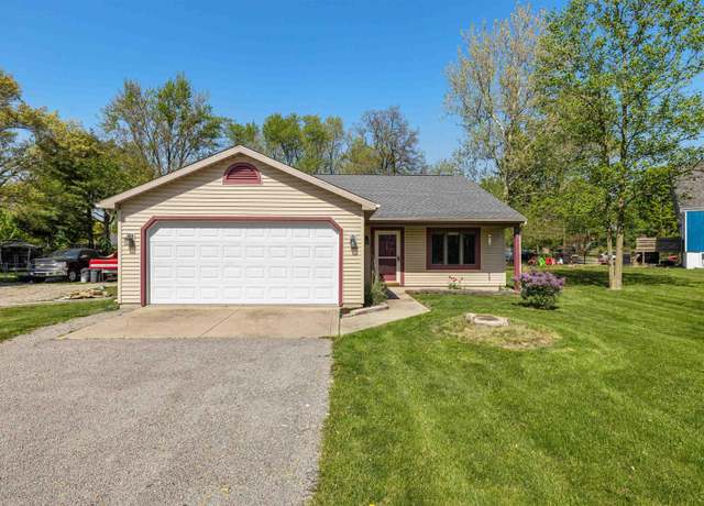 Property at 3516 Leesburg Rd, Fort Wayne, IN 46808, 3 beds, 1.5 baths