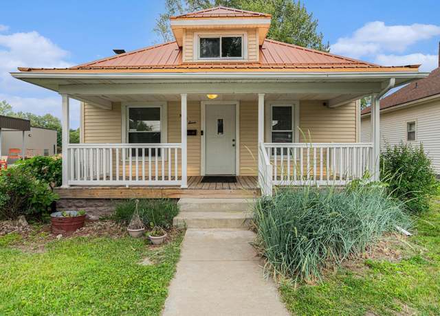 Property at 407 N Front St, North Manchester, IN 46962, 2 beds, 1 bath