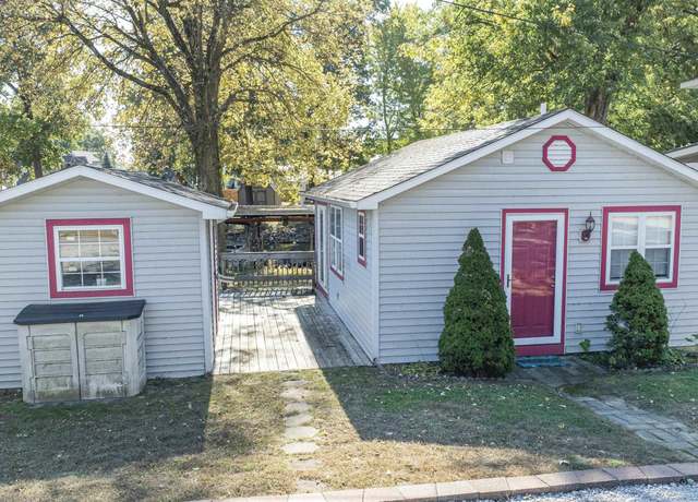 Property at 5784 E Golden Hills Dr, Monticello, IN 47960, 1 bed, 1 bath