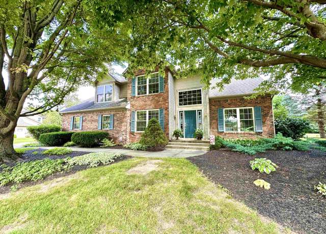 Property at 2413 Farmington Pl, Lafayette, IN 47905, 3 beds, 2.5 baths