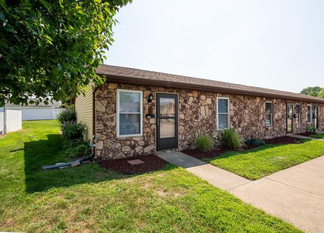 Property at 918 Berkley Cir, Mishawaka, IN 46544, 2 beds, 1 bath