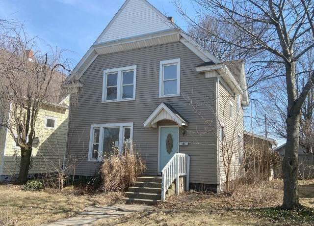 Property at 112 N Lincoln St, Kendallville, IN 46755, 3 beds, 2 baths