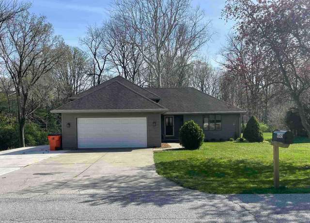 Property at 4605 Mayfield Dr, Kokomo, IN 46901, 3 beds, 2.5 baths