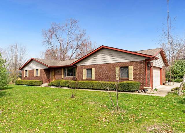 Property at 14 Ems T14 Ln, Leesburg, IN 46538, 3 beds, 3.5 baths