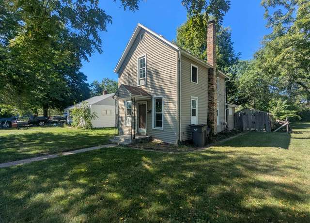 Property at 722 W Wolf Ave, Elkhart, IN 46516, 2 beds, 1 bath