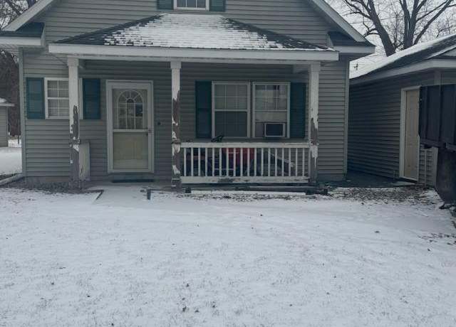 Property at 1618 Navajo St, Elkhart, IN 46516, 3 beds, 1.5 baths