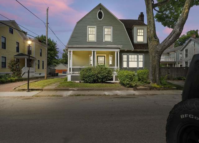 Property at 916 Jackson St, Fort Wayne, IN 46802, 4 beds, 2 baths
