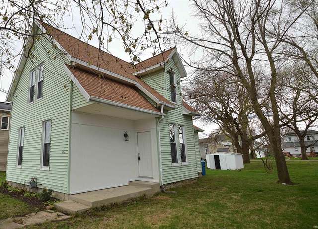 Property at 757 E Market St, Huntington, IN 46750, 3 beds, 1 bath