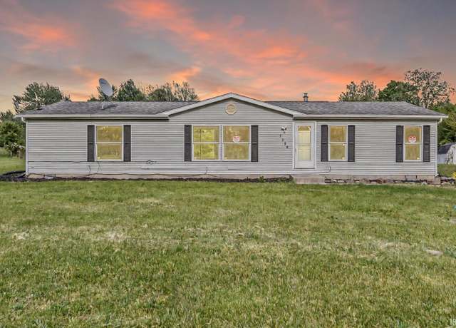 Property at 7208 S 400 W, Claypool, IN 46510, 3 beds, 2 baths