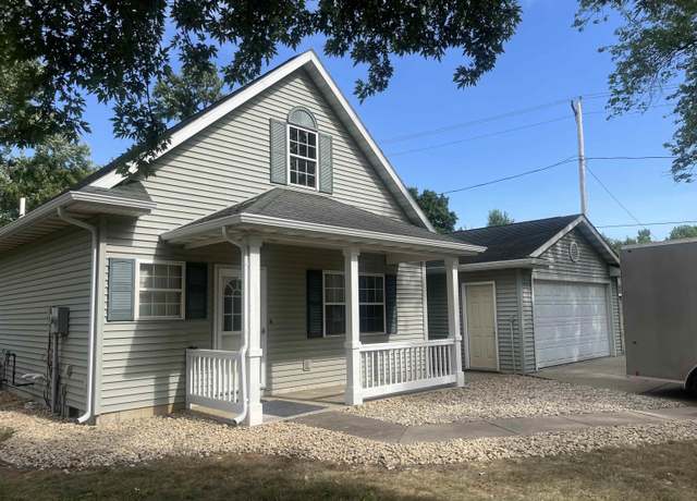Property at 1618 Navajo Street St, Elkhart, IN 46516, 3 beds, 1.5 baths