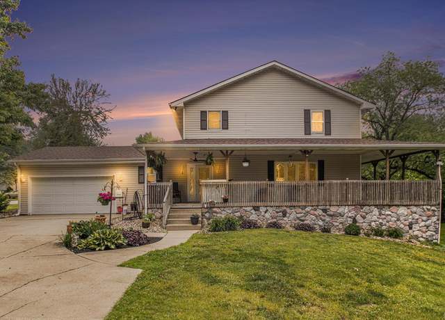 Property at 53860 Whitesell Dr, South Bend, IN 46628, 4 beds, 3 baths