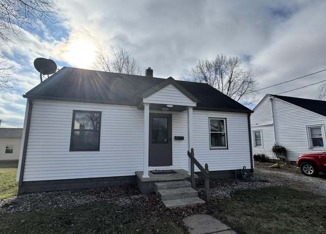 Property at 1753 E Clinton St, Frankfort, IN 46041, 2 beds, 1 bath