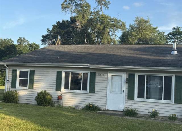 Property at 11814 Edison Rd, Osceola, IN 46561, 3 beds, 2 baths