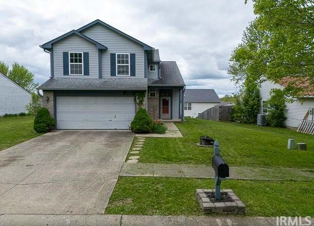 Property at 542 S Cobblestone Ct, Bloomington, IN 47403, 3 beds, 2.5 baths