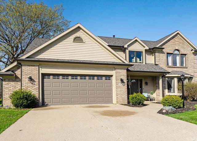 Property at 10731 Willow Creek Dr, Fort Wayne, IN 46845, 4 beds, 2.5 baths