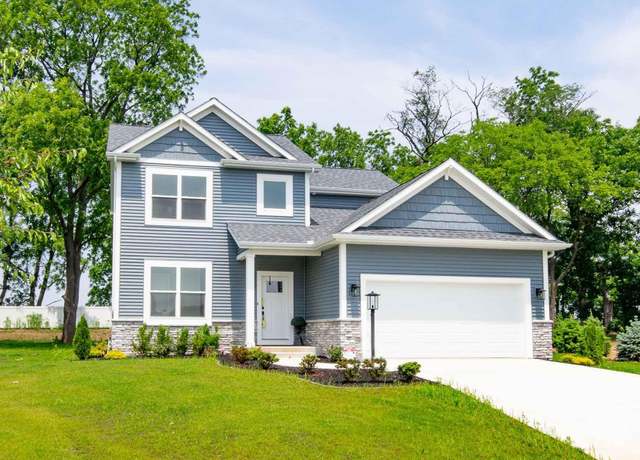 Property at 52520 East Trl, South Bend, IN 46628, 3 beds, 2.5 baths