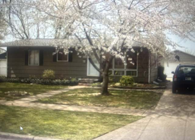 Property at 4524 Longfield Dr, Evansville, IN 47710, 3 beds, 1.5 baths