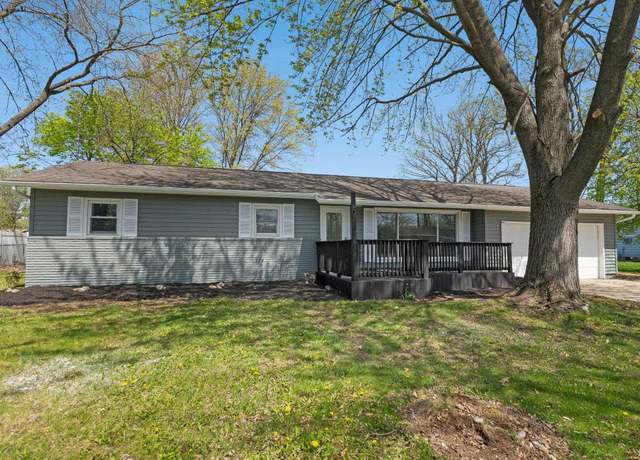 Property at 2208 Gillmore Dr, Fort Wayne, IN 46818, 4 beds, 3 baths