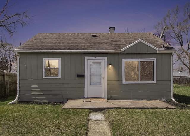 Property at 221 N Kenmore St, South Bend, IN 46619, 2 beds, 1 bath