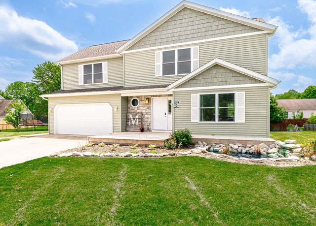 Property at 7143 W Capstone Cir, Bloomington, IN 47404, 3 beds, 2.5 baths