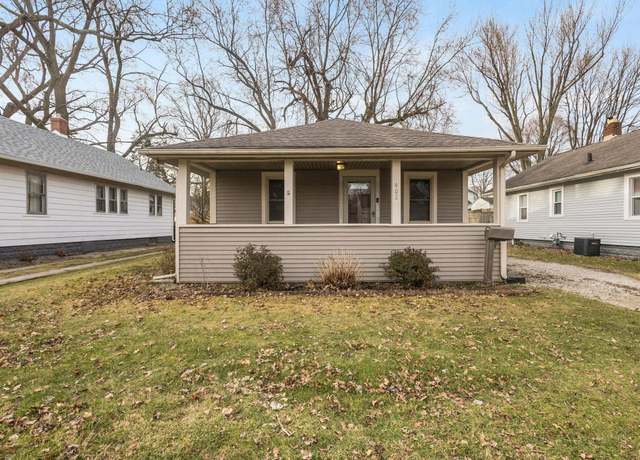 Property at 402 E Woodside St, South Bend, IN 46614, 2 beds, 1 bath