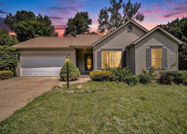 Property at 2207 Oakwood Park Dr, South Bend, IN 46628, 3 beds, 2 baths