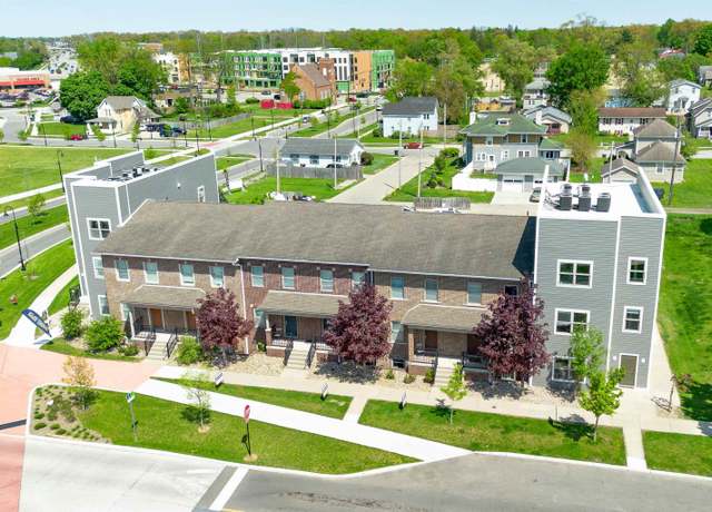 Property at 744 N Notre Dame Unit A Ave Unit A, South Bend, IN 46617, 2 beds, 2 baths
