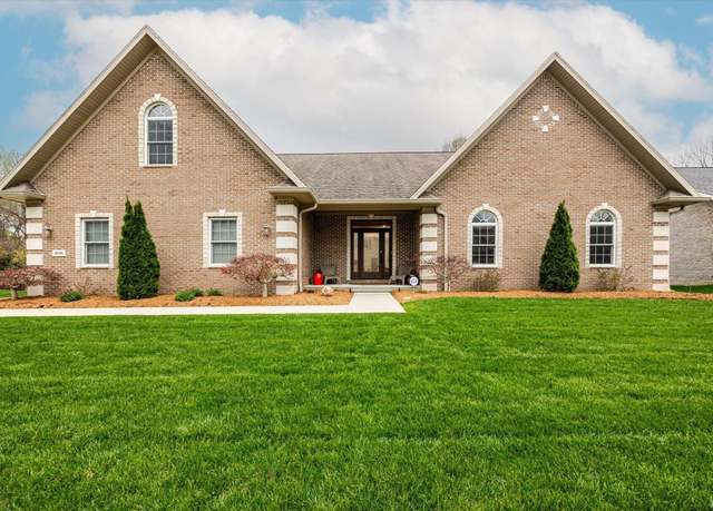 Property at 4698 E Falls Creek Dr, Bloomington, IN 47401, 4 beds, 2.5 baths