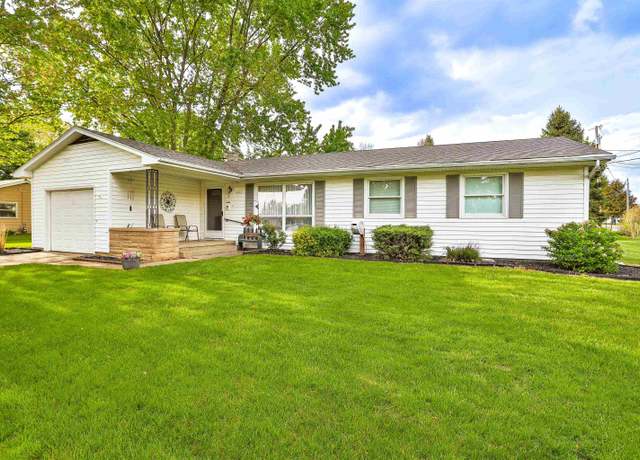 Property at 1402 Tanager Dr. Dr, Warsaw, IN 46580, 3 beds, 1.5 baths