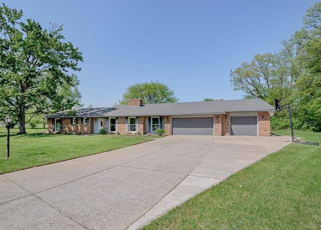 Property at 5002 Buffalo Ct, Fort Wayne, IN 46804, 4 beds, 2.5 baths