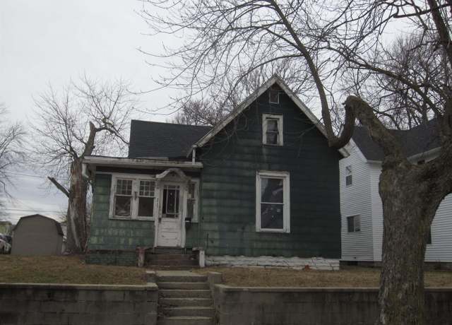 Property at 215 N G St, Marion, IN 46952, 3 beds, 1 bath