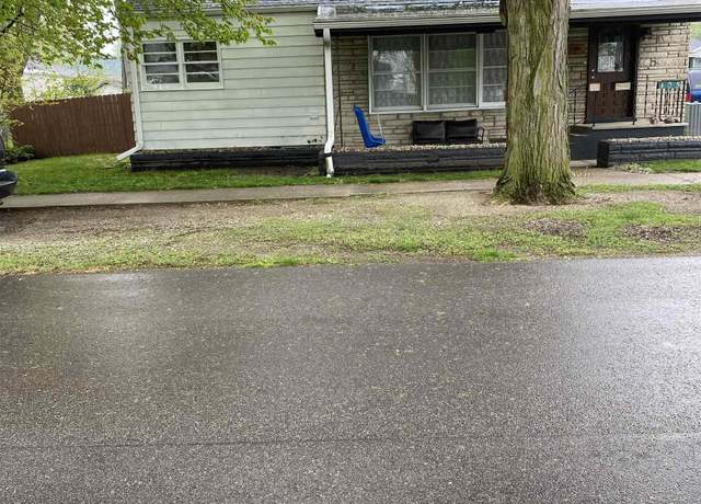 Property at 405 N Washington St, North Manchester, IN 46962, 2 beds, 1 bath