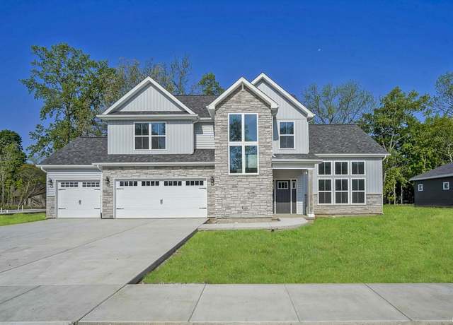 Property at 840 S Hoke Ave, Frankfort, IN 46041, 4 beds, 2.5 baths