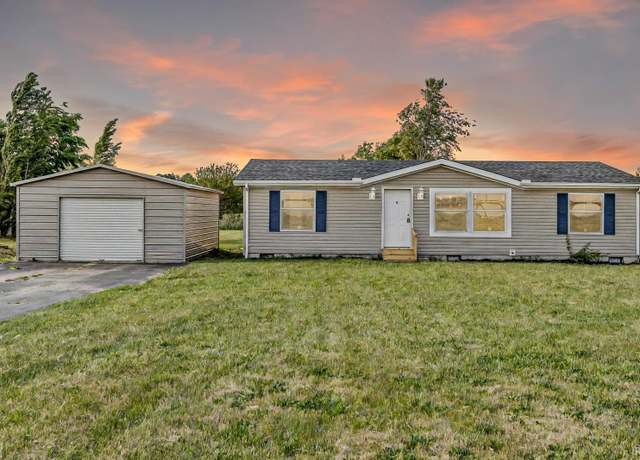Property at 4290 W 700 N, Leesburg, IN 46538, 3 beds, 2 baths
