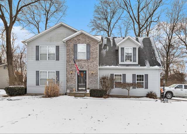 Property at 25027 Fairoaks Dr, South Bend, IN 46614, 4 beds, 2.5 baths