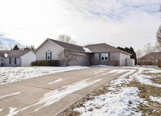 Property at 1709 N Oriole Dr, Muncie, IN 47304, 3 beds, 2 baths