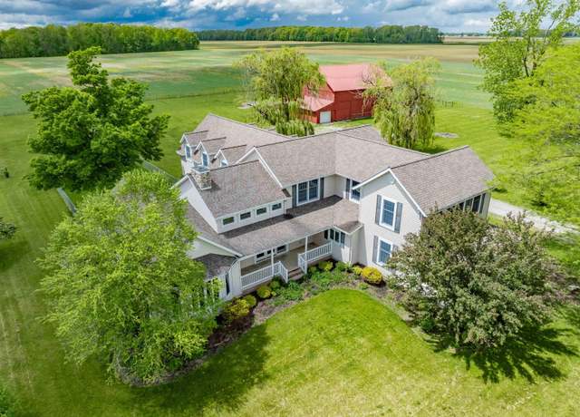 Property at 2870 S 300 W, Huntington, IN 46750, 6 beds, 3 baths